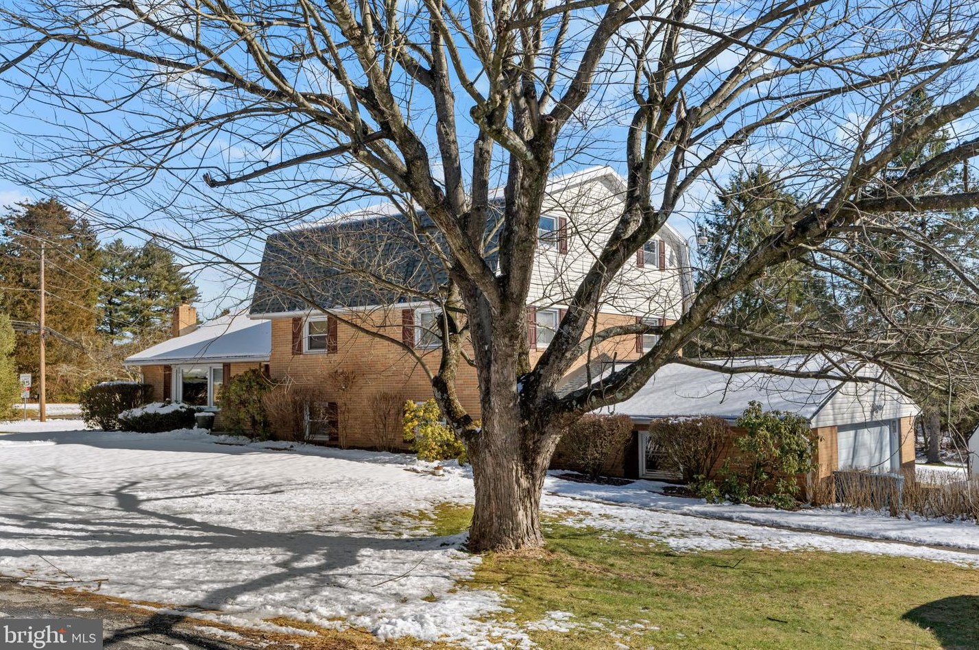 7542 Lakeside Ave, Harrisburg, PA 17112-4212