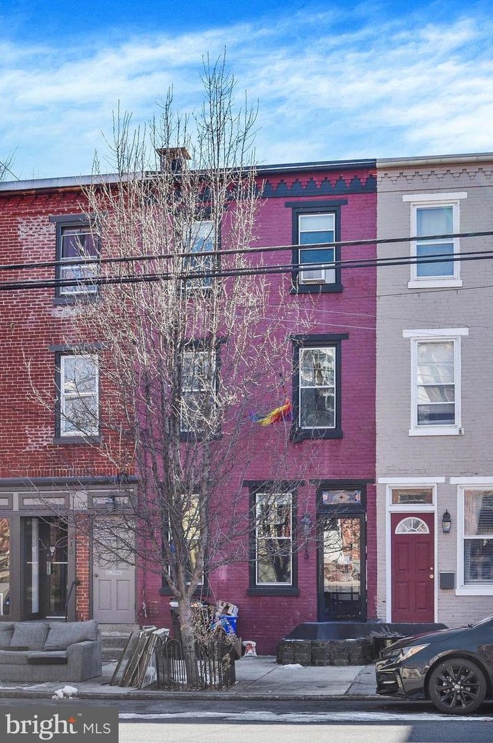 213 Reily St, Harrisburg, PA 17102-2546