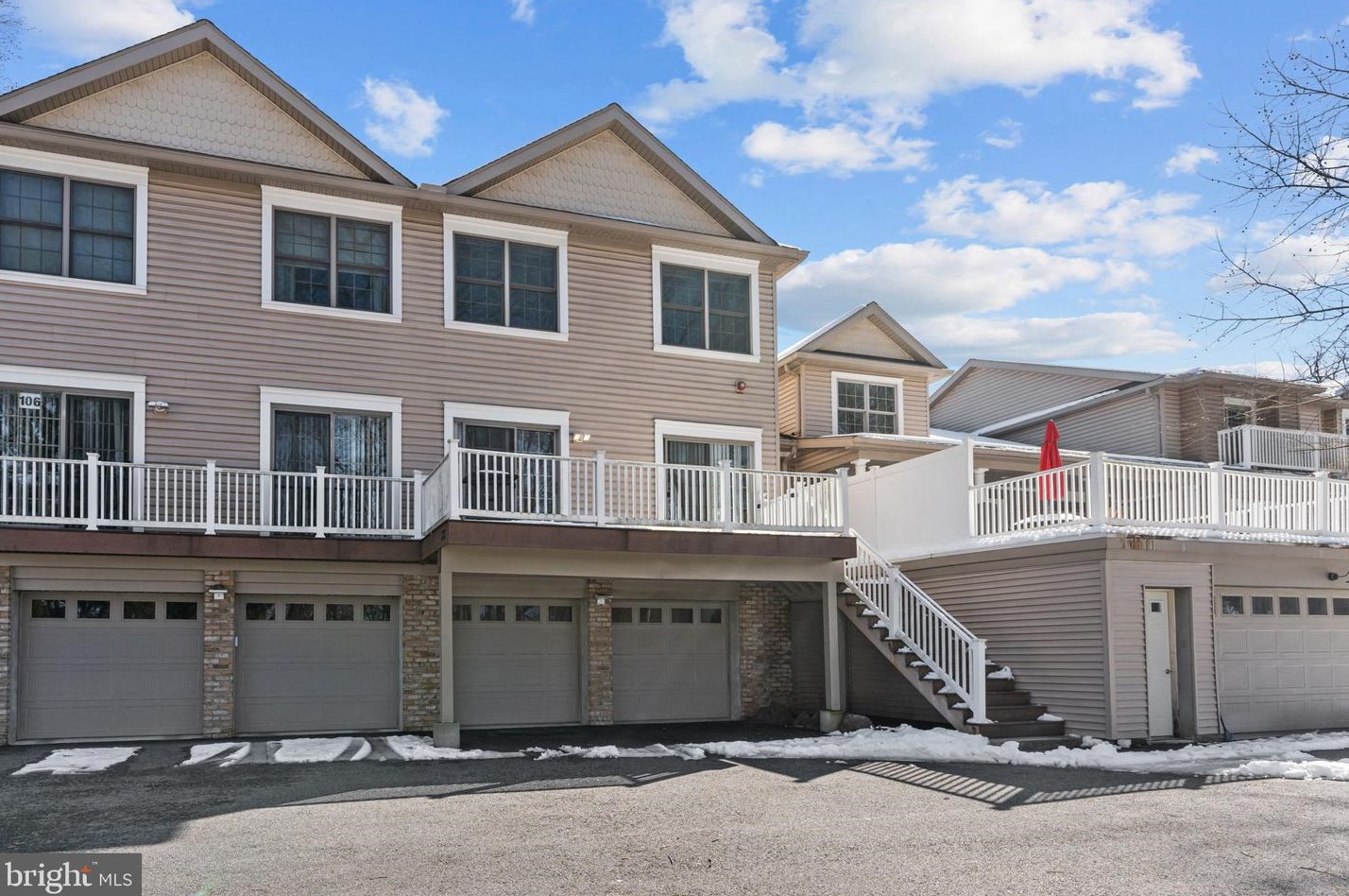 105 High Pointe Dr, Hummelstown, PA 17036