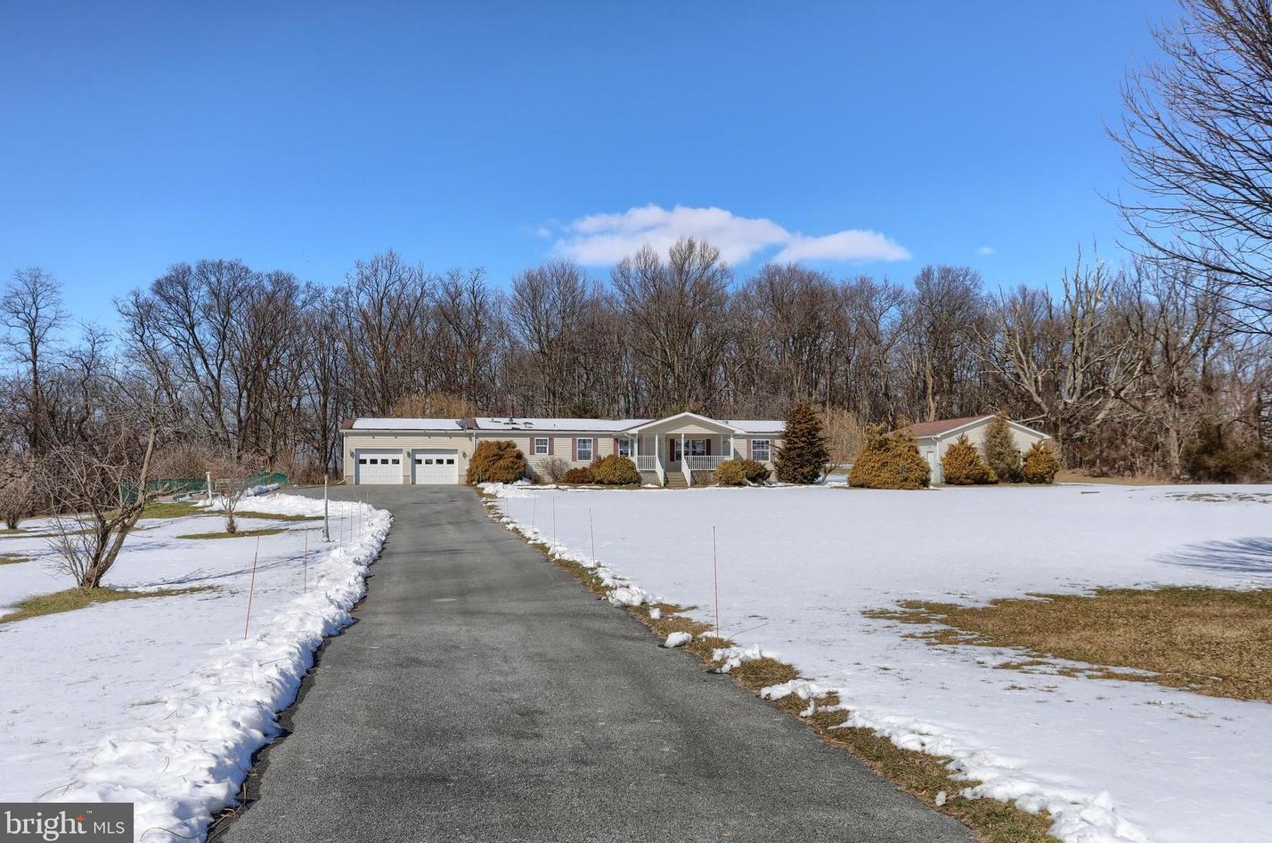 7119 Schoolhouse Rd, Swatara, PA 17033-9238