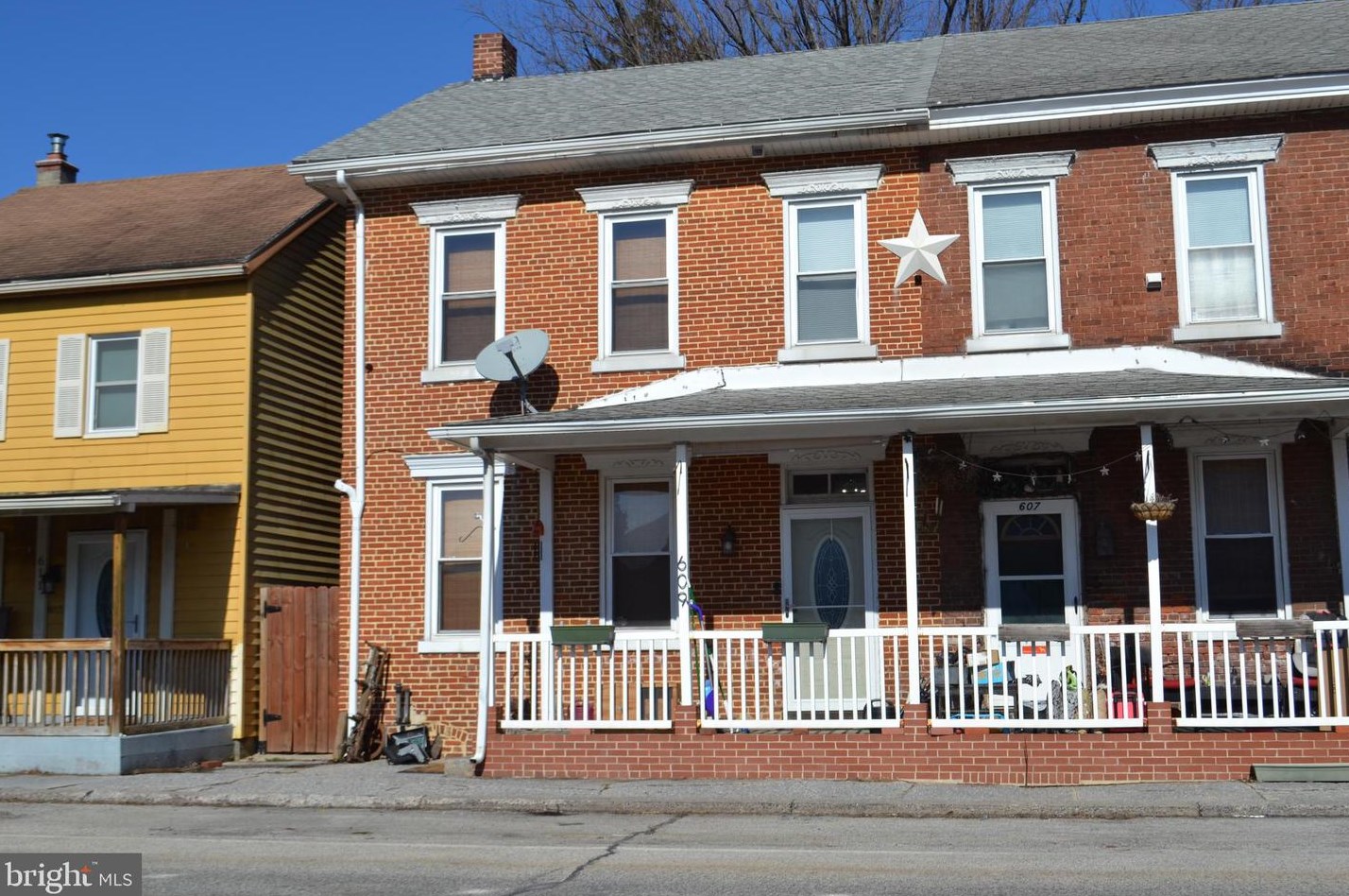 609 Allegheny St, Water Gap, PA 17018
