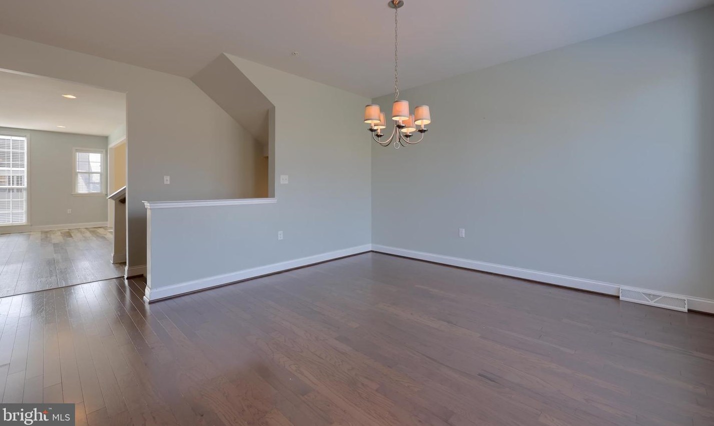 2111 Red Fox Dr, Hummelstown PA  17036-7087 exterior