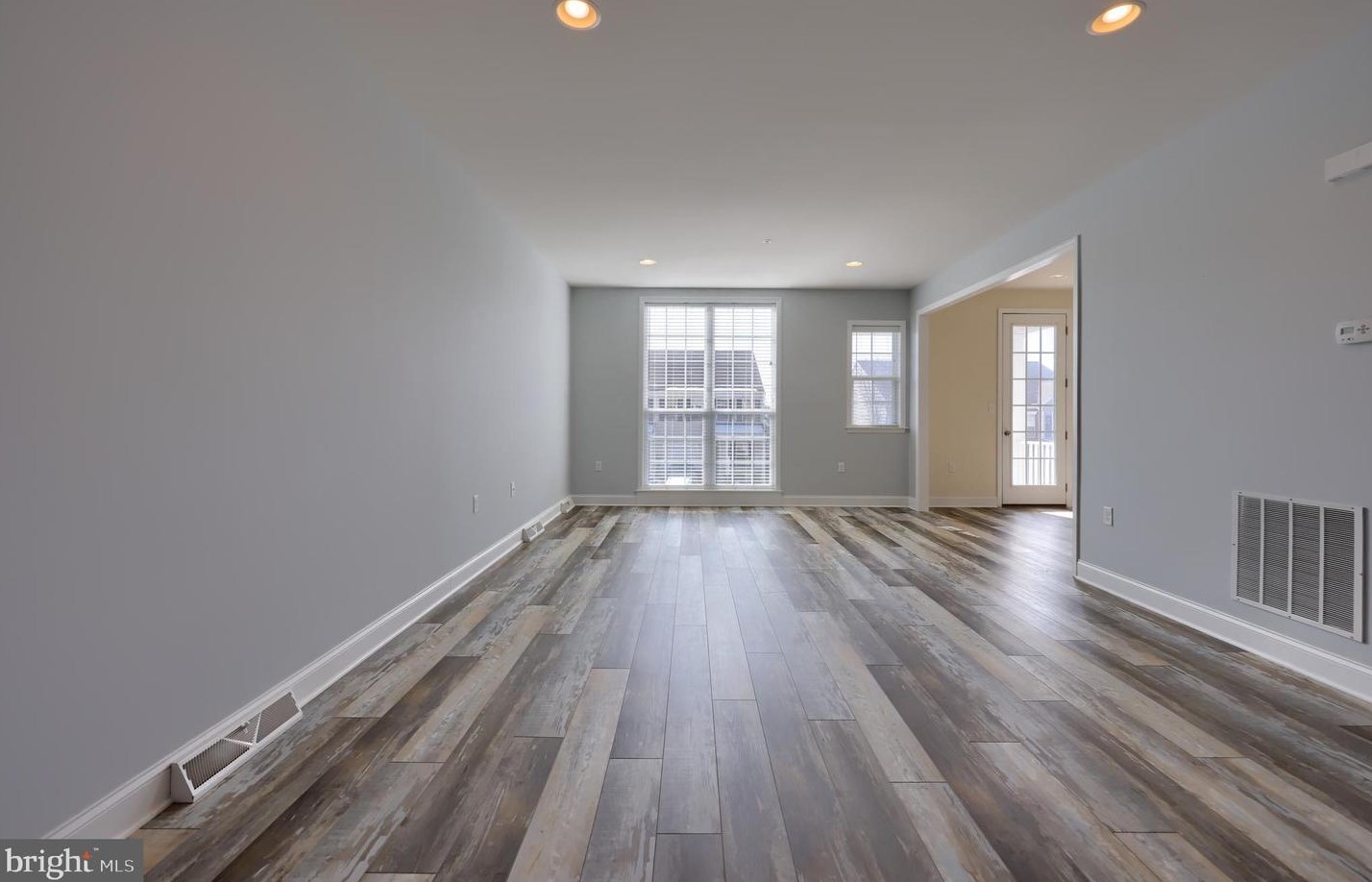 2111 Red Fox Dr, Hummelstown PA  17036-7087 exterior