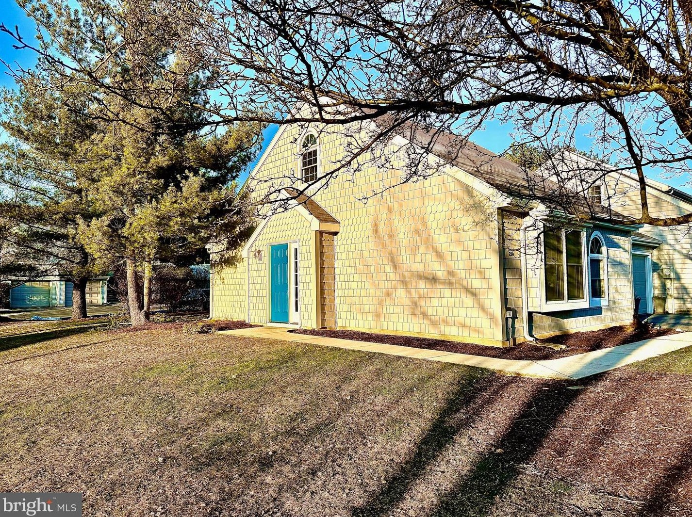 230 Crescent Dr, Swatara, PA 17033