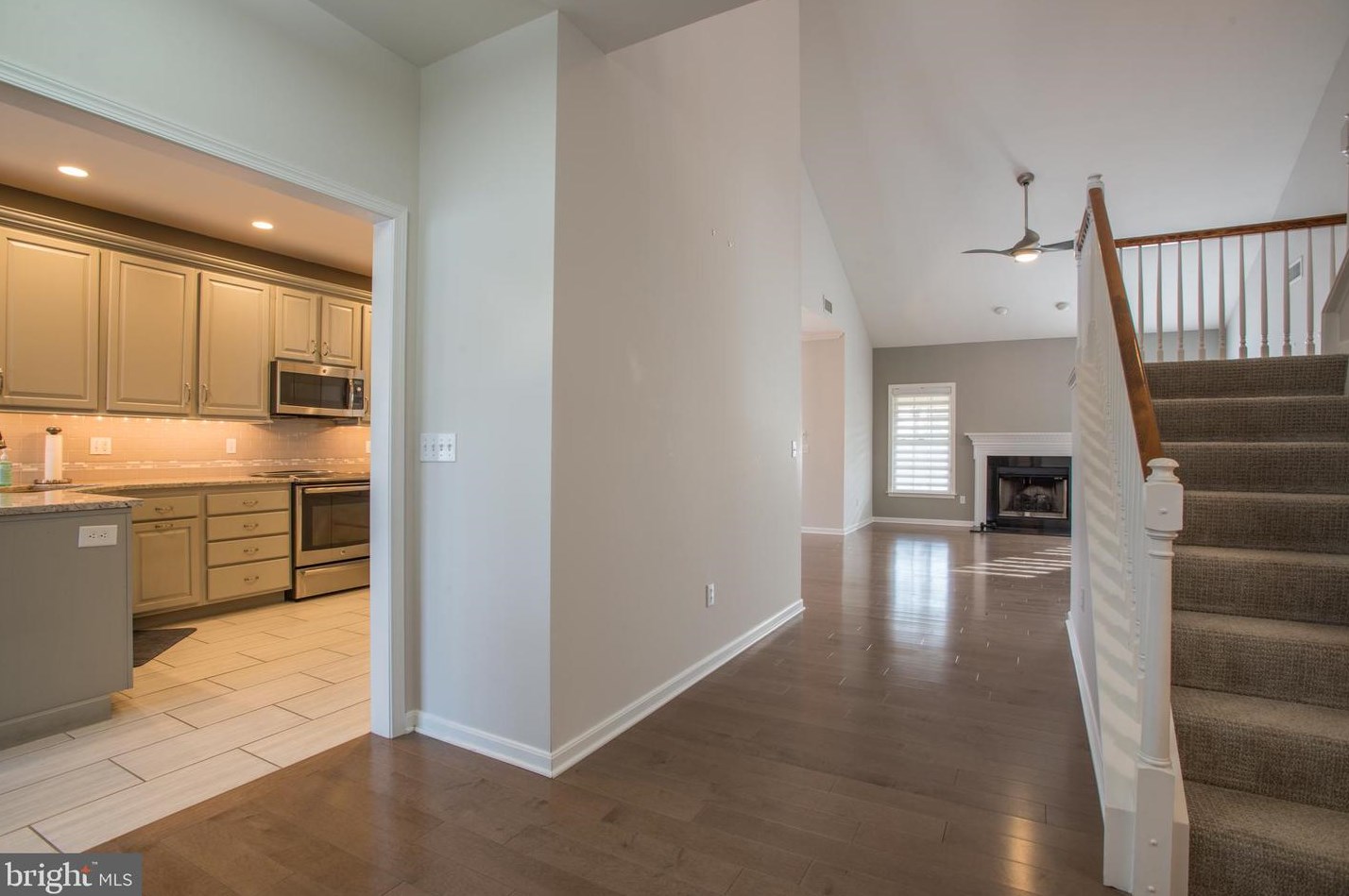 2433 Zell Ct, Hummelstown, PA 17036
