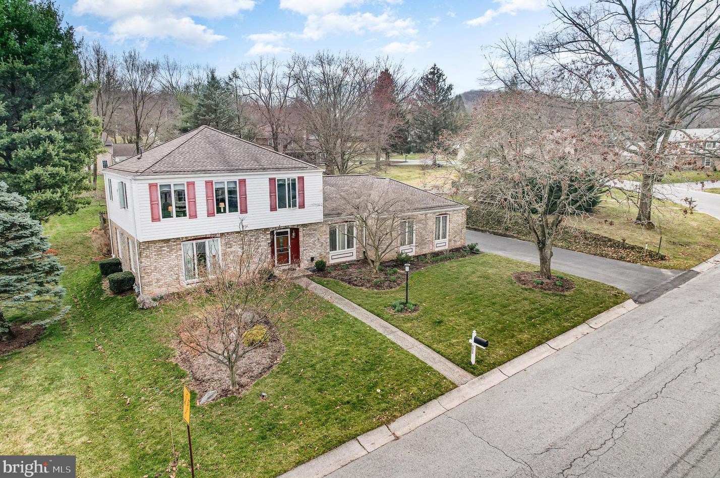 803 Plymouth Rd, Swatara, PA 17033