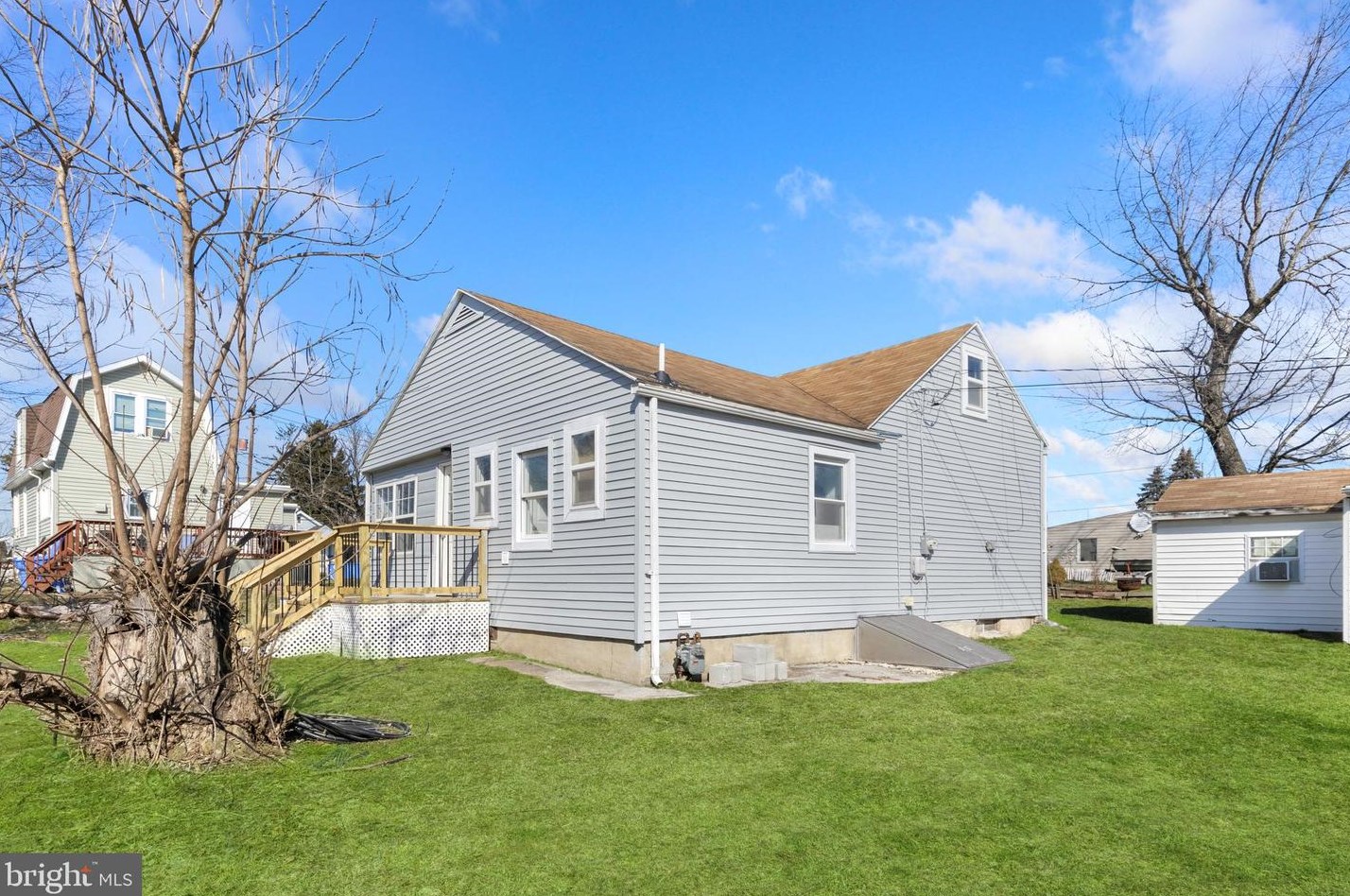 1103 3rd Ave, Harrisburg, PA 17113-1308