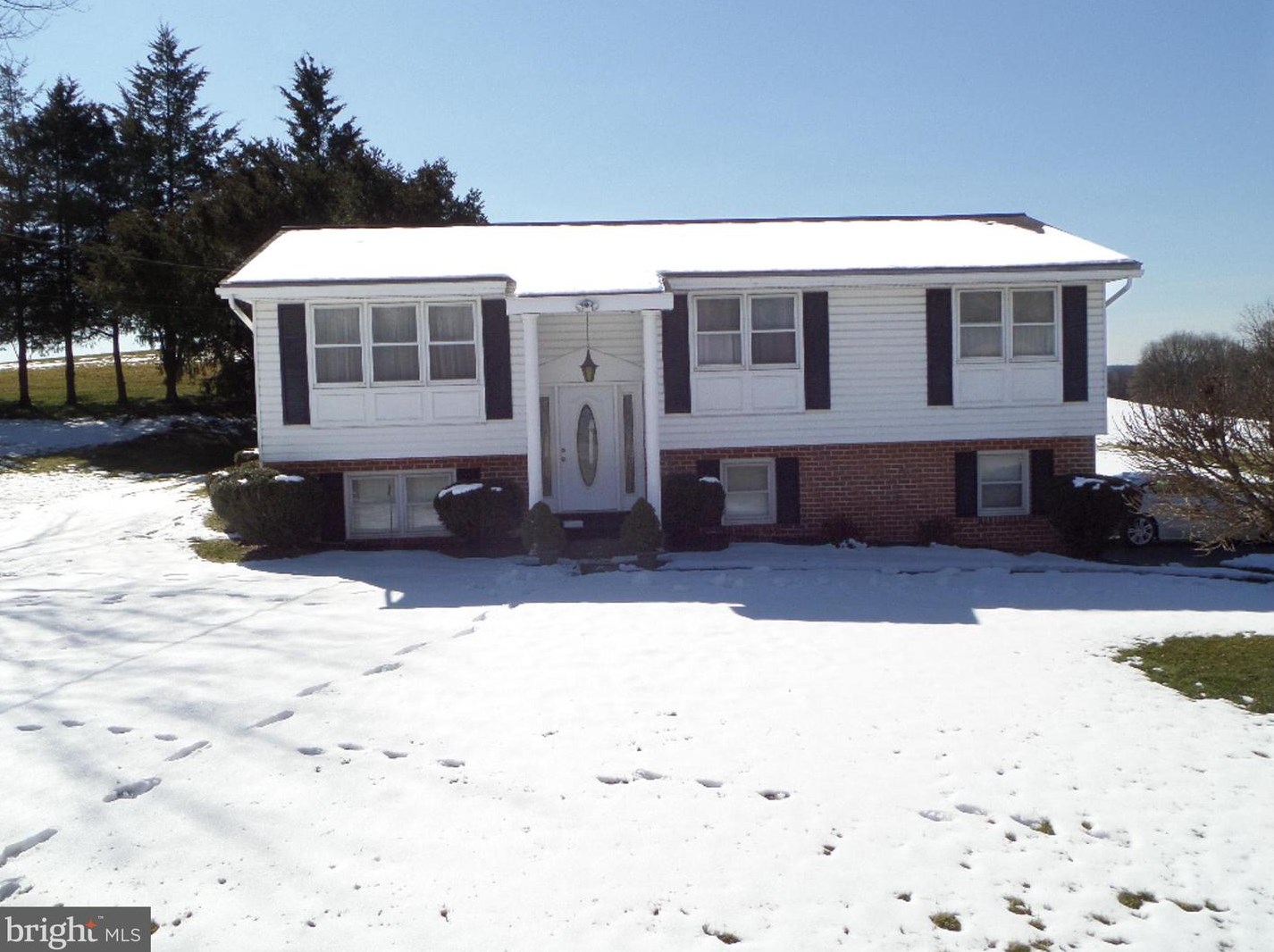 935 Hillsdale Rd, Hbg Inter Airp, PA 17057