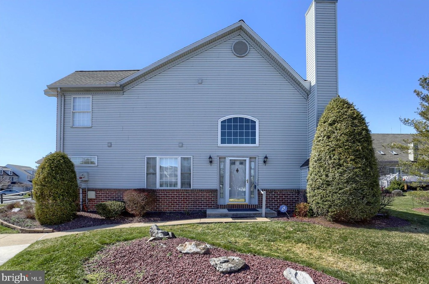 2840 Oakwood Dr, Harrisburg, PA 17110-3902