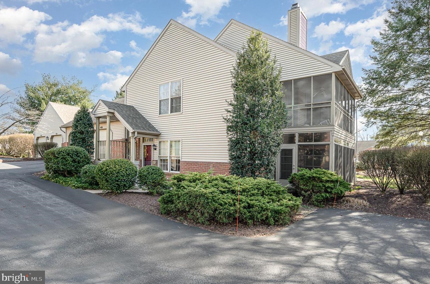 50 Sterling Ct, Swatara, PA 17033