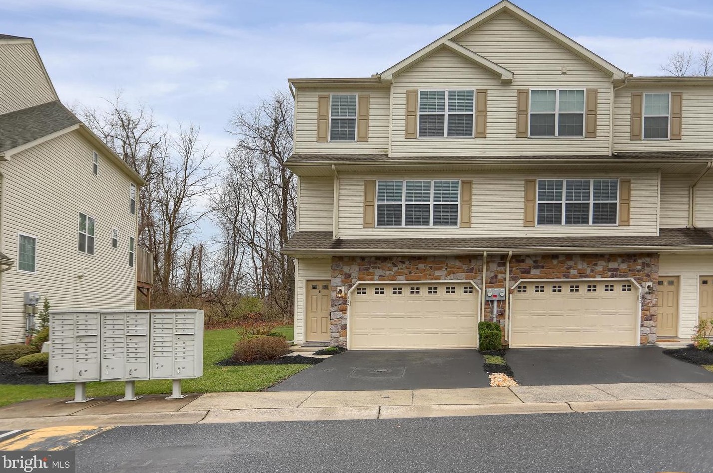 117 Mapleton Blvd, Harrisburg, PA 17112-3636