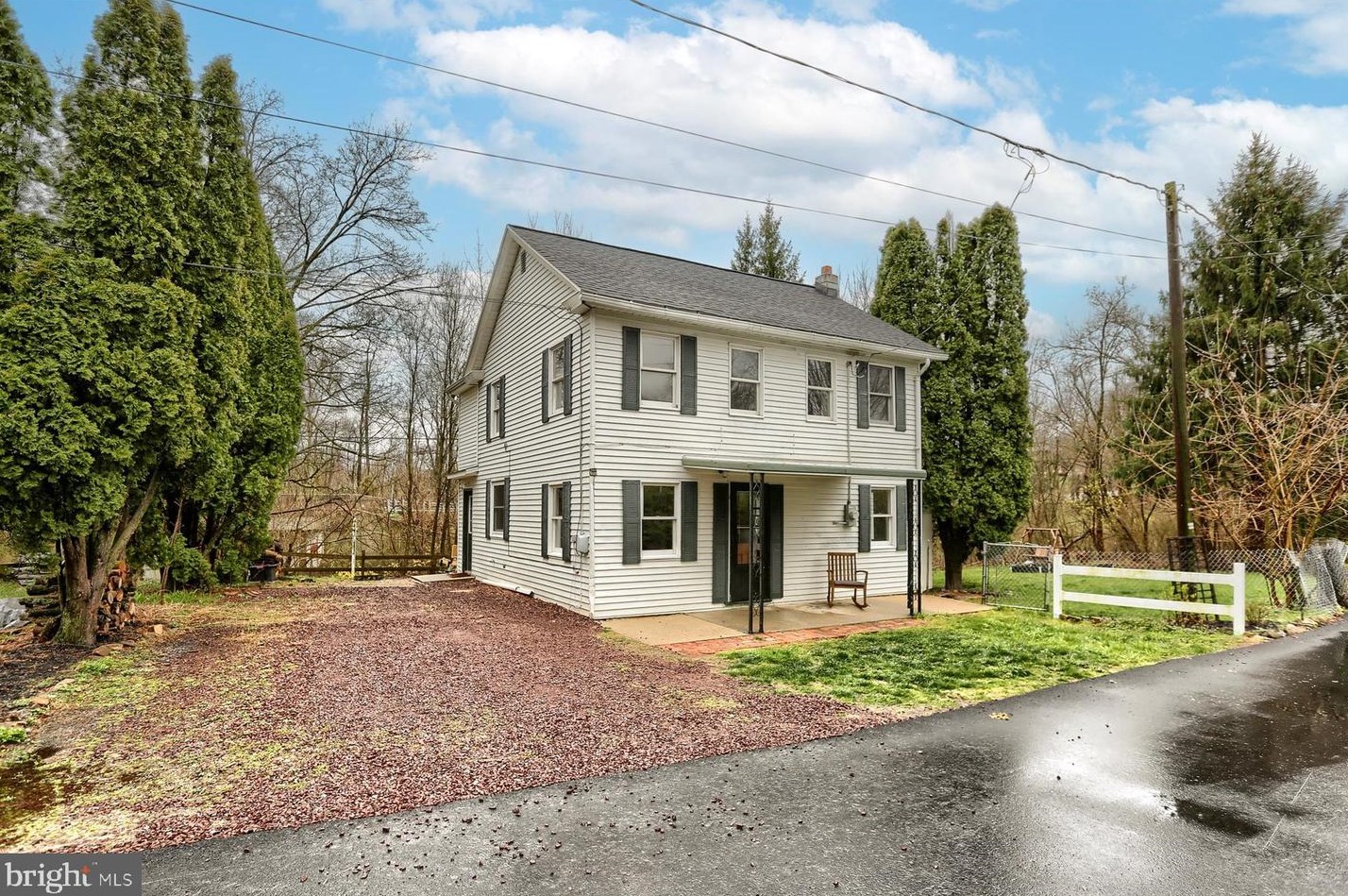 8069 Fox Mill Rd, Harrisburg, PA 17112