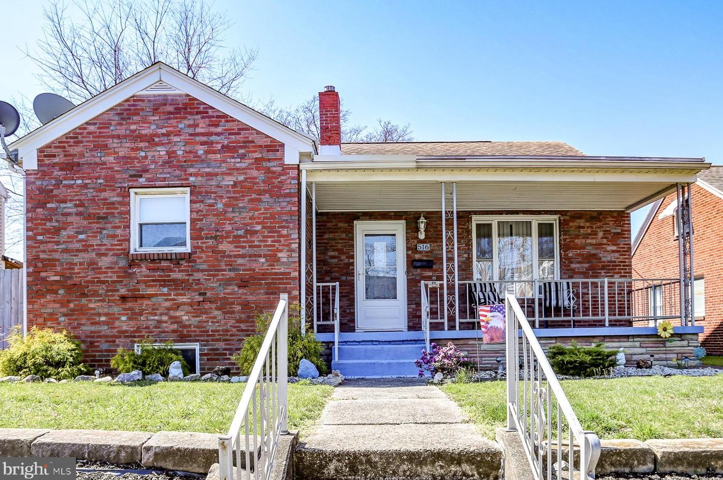 516 Benton St, Harrisburg, PA 17104