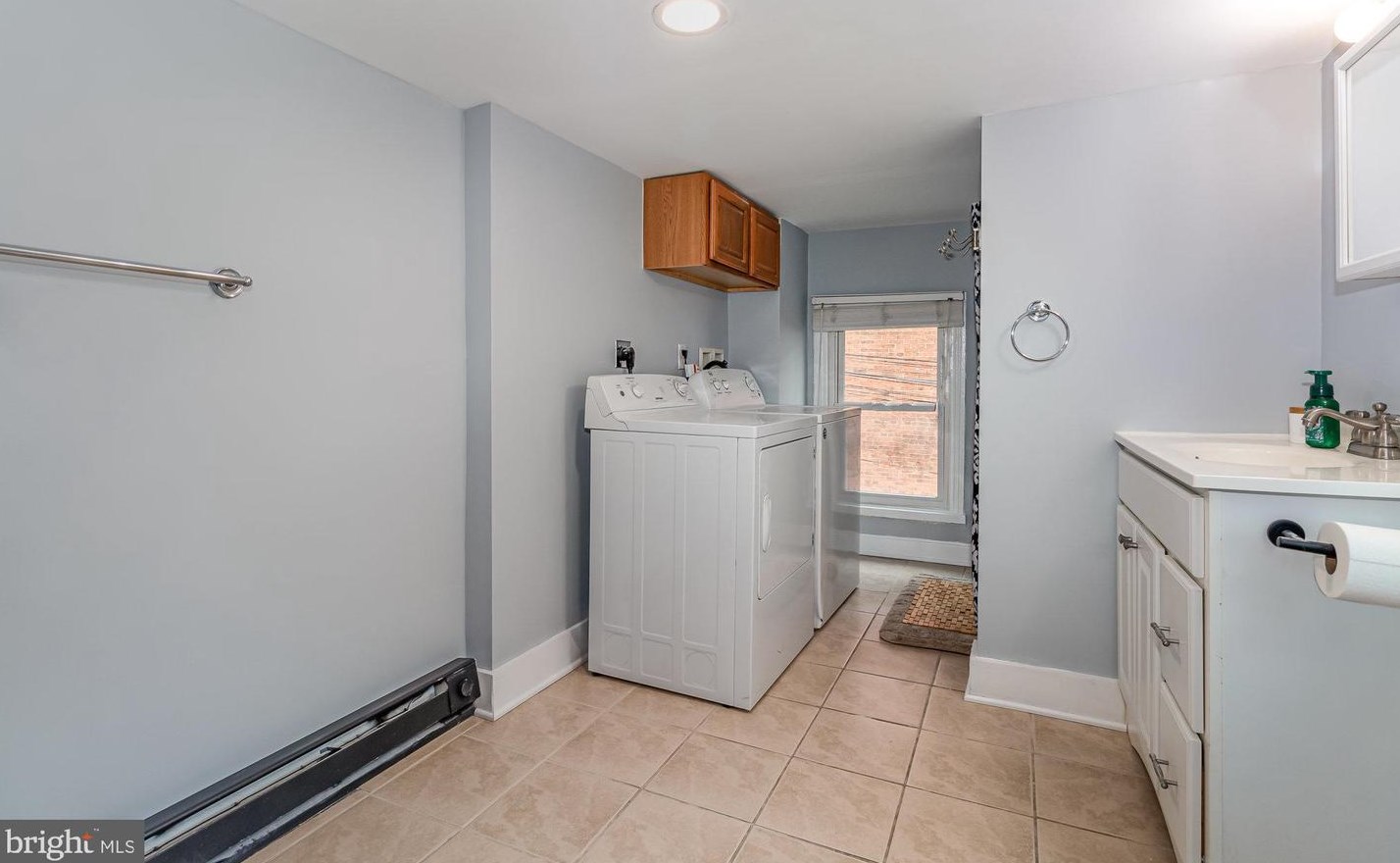 1317 Penn St, Harrisburg PA  17102-2649 exterior