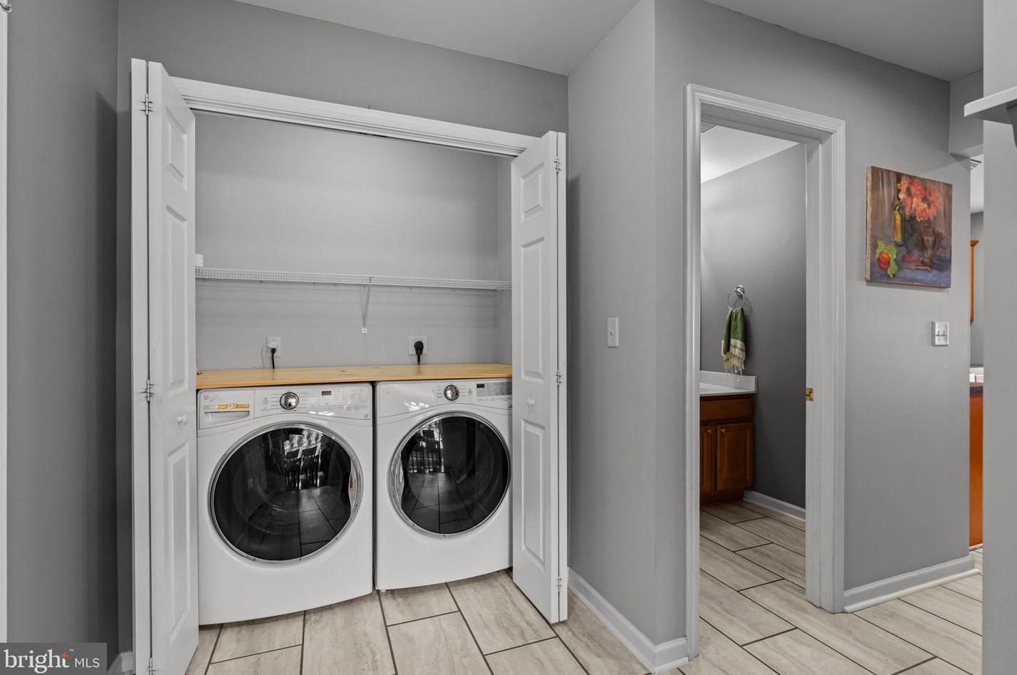 206 Mapleton Dr, Harrisburg PA  exterior