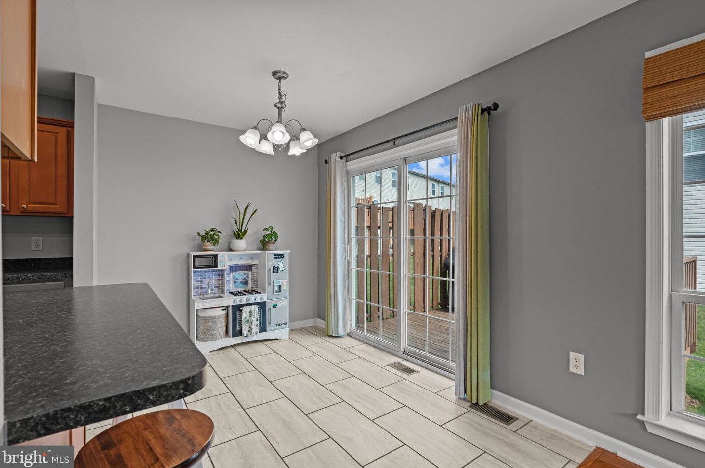 206 Mapleton Dr, Harrisburg PA  exterior