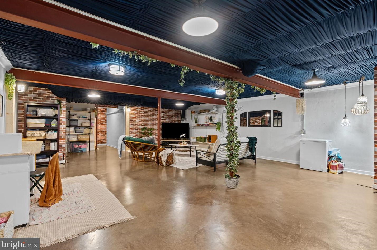 206 Mapleton Dr, Harrisburg PA  exterior