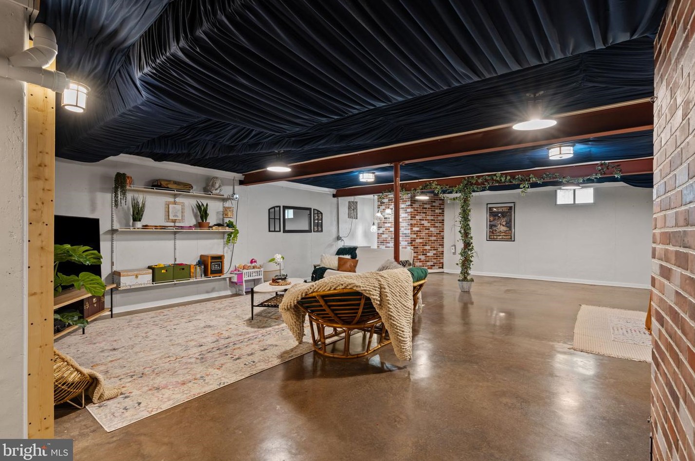 206 Mapleton Dr, Harrisburg PA  exterior