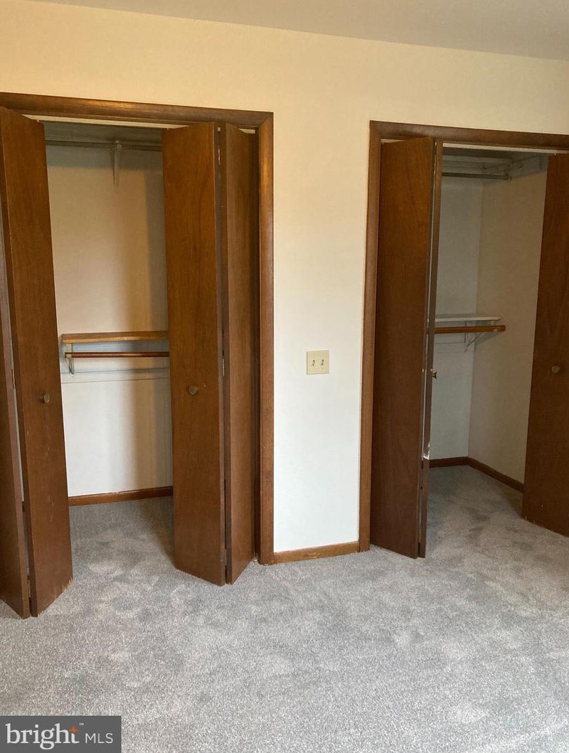 781 Chaucer Dr, Harrisburg PA  17111-3825 exterior