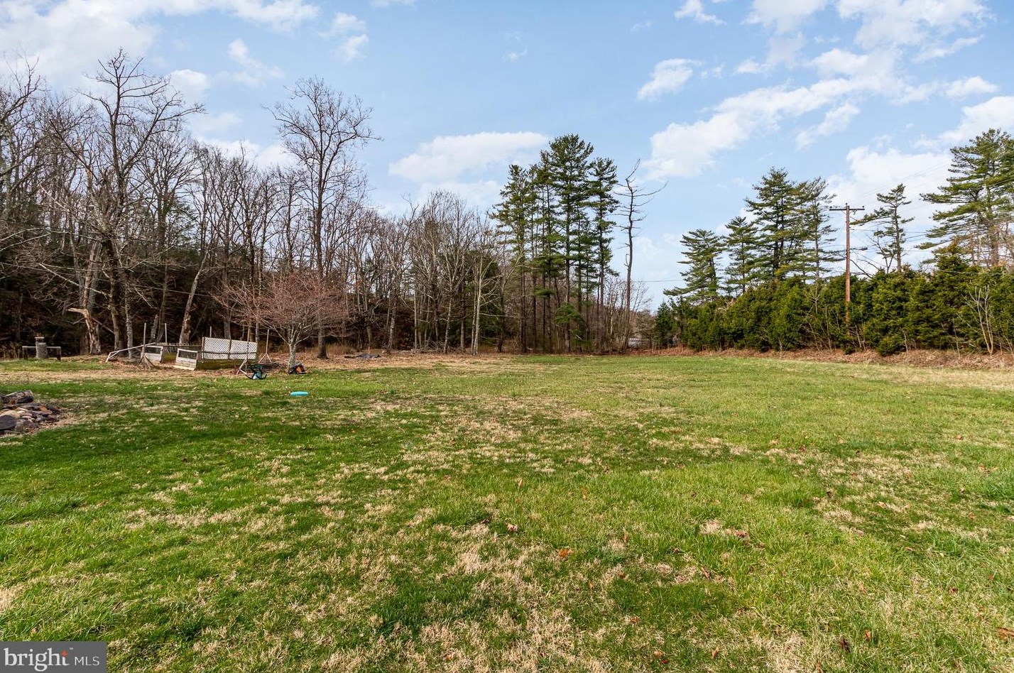 1001 Fishing Crk Vly Rd, Harrisburg PA 17112-9234 exterior