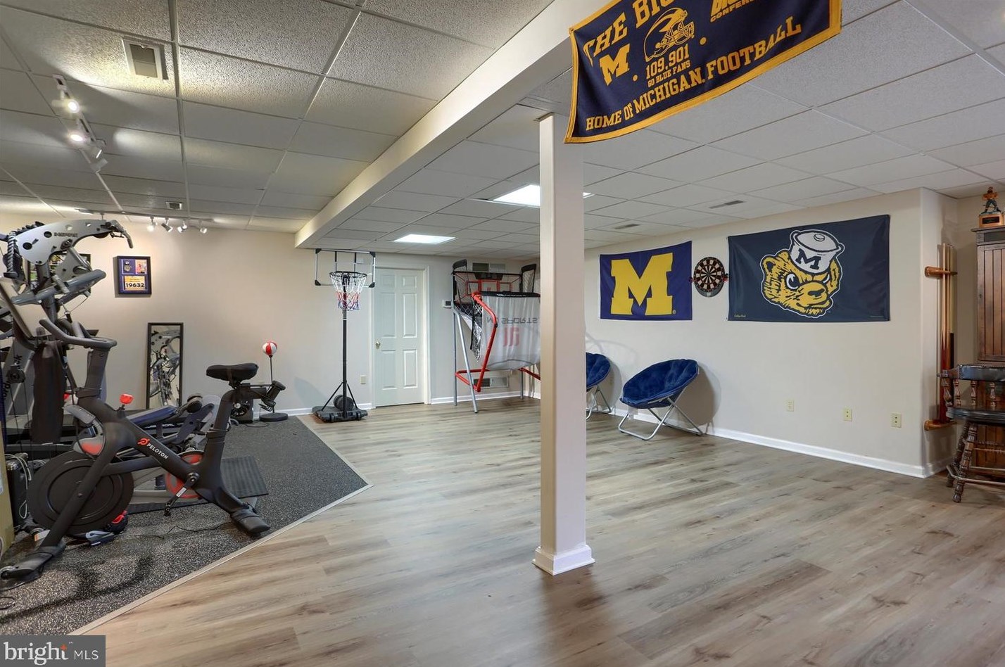 1238 Cardinal Way Rd, Hummelstown PA  17036-8548 exterior