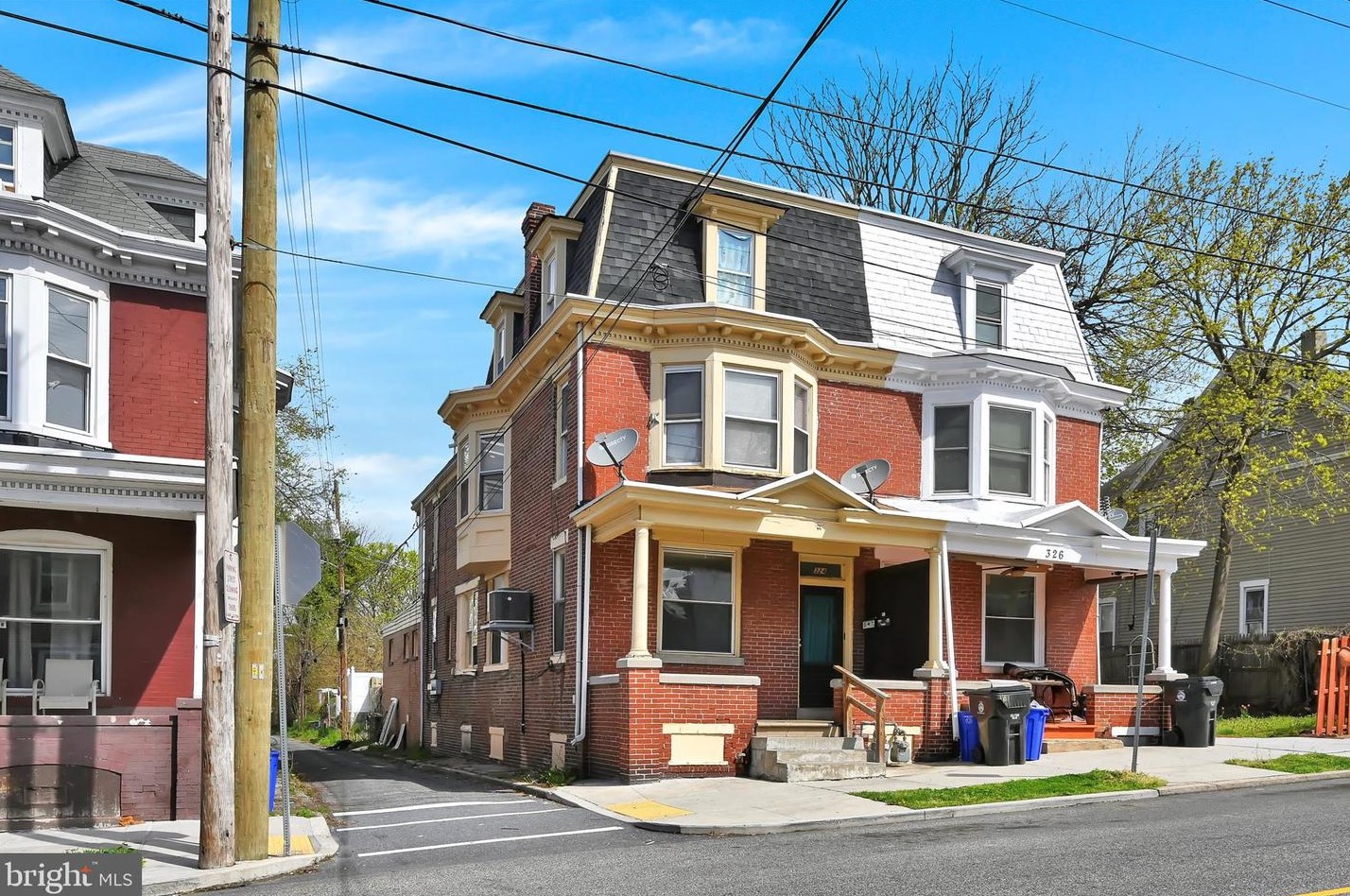 324 Maclay St, Harrisburg, PA 17110-1834