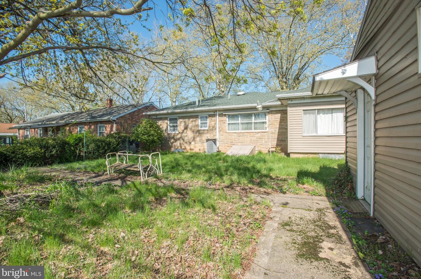 922 S 16th St, Harrisburg, PA 17104