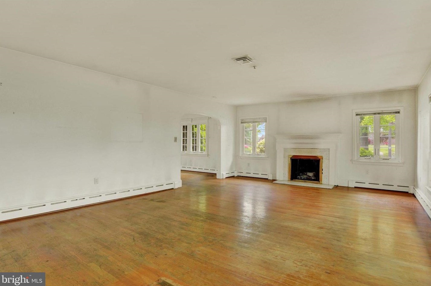 1113 Prospect Dr, Harrisburg, PA 17111