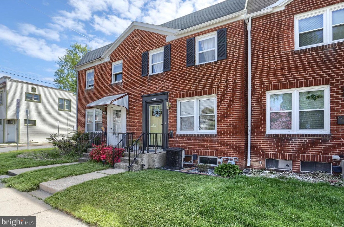 3129 6th St, Harrisburg, PA 17110-2710