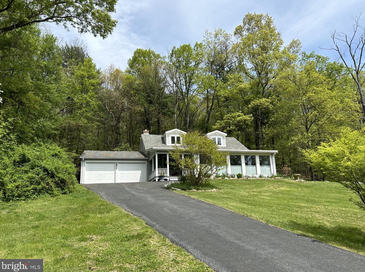 1714 Potato Valley Rd, Harrisburg, PA 17112