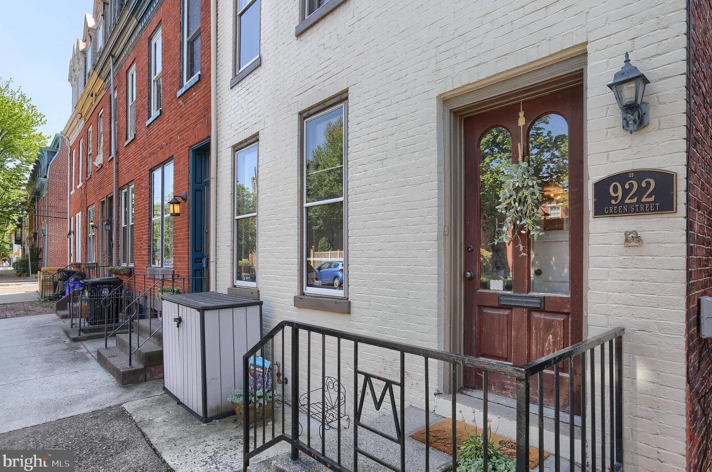 922 Green St, Harrisburg, PA 17102-2914