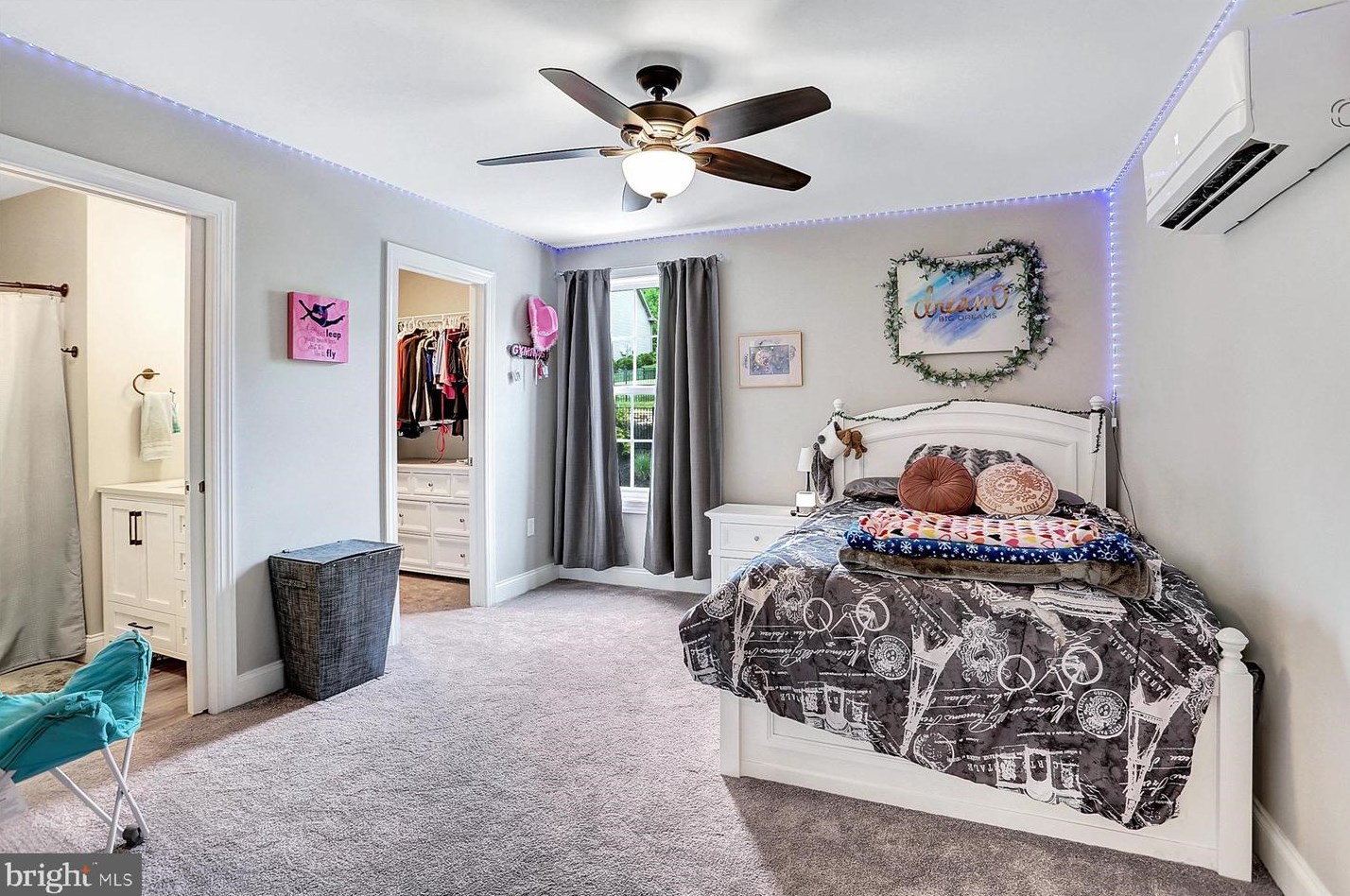 2228 Northview Ln, Harrisburg PA 17110-3913 exterior