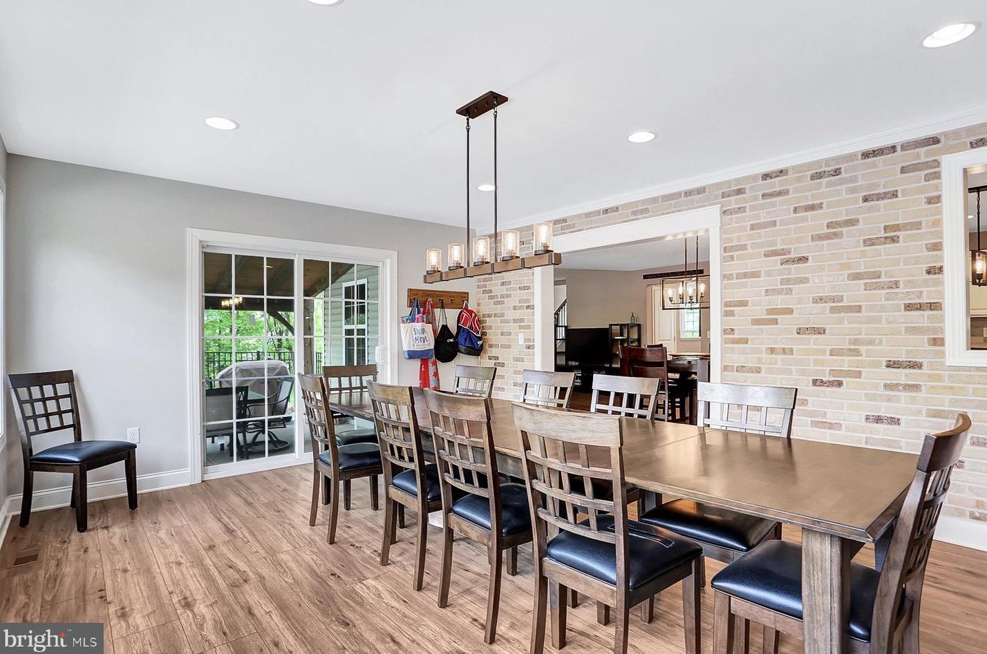 2228 Northview Ln, Harrisburg PA 17110-3913 exterior