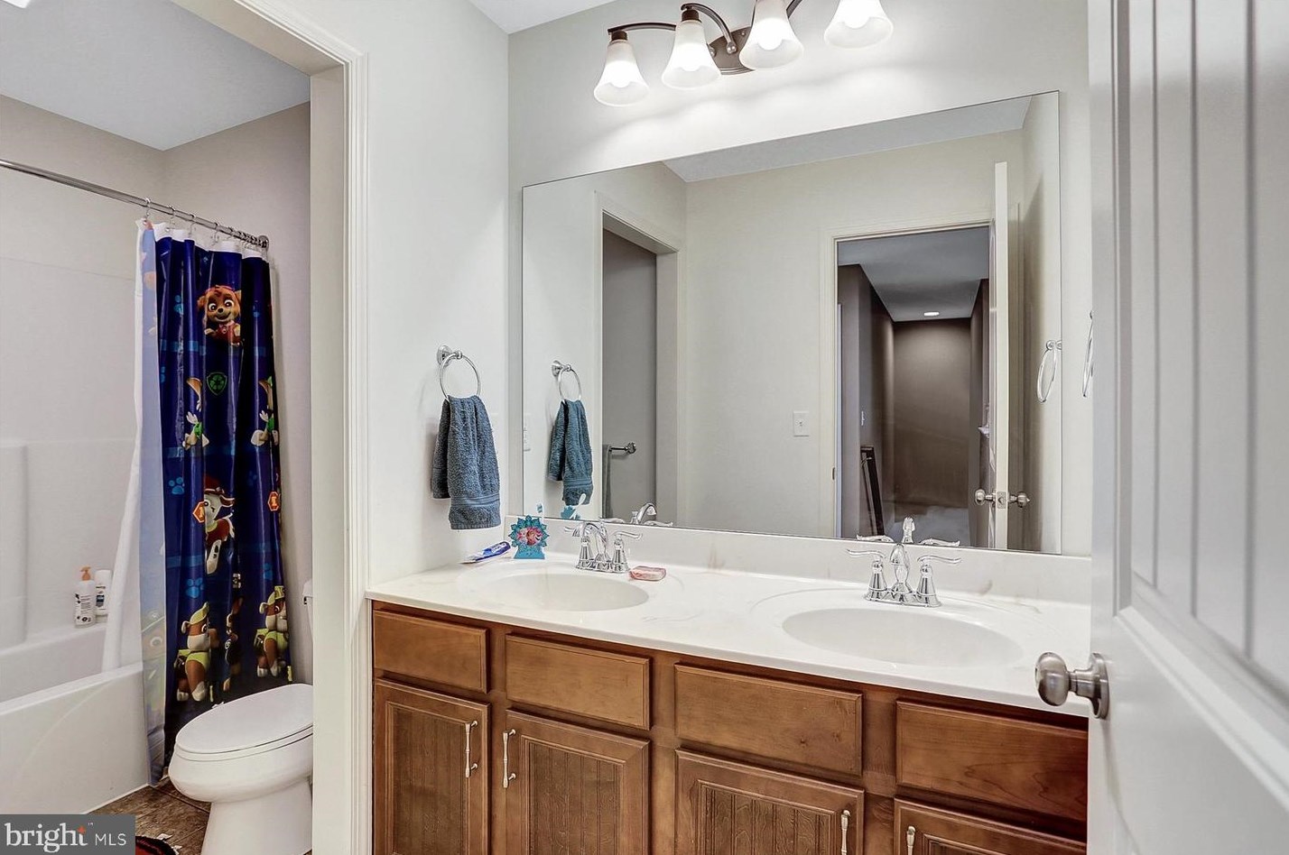 2228 Northview Ln, Harrisburg PA 17110-3913 exterior