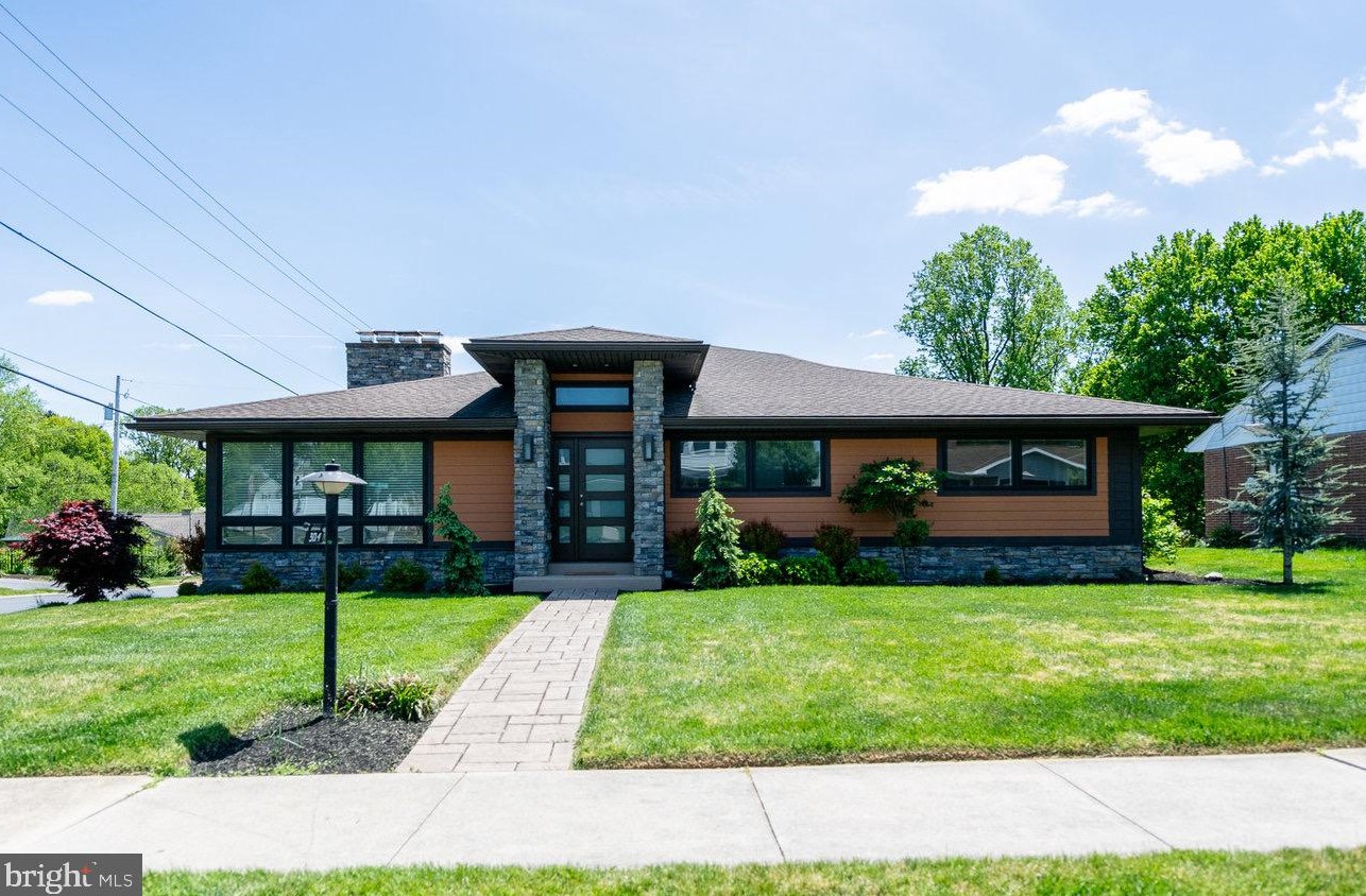 304 Beech Ave, Swatara, PA 17033-1607
