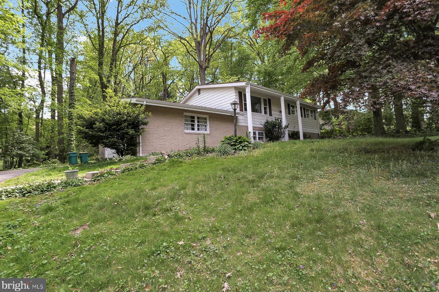 560 Hill Church Rd, Hummelstown, PA 17036
