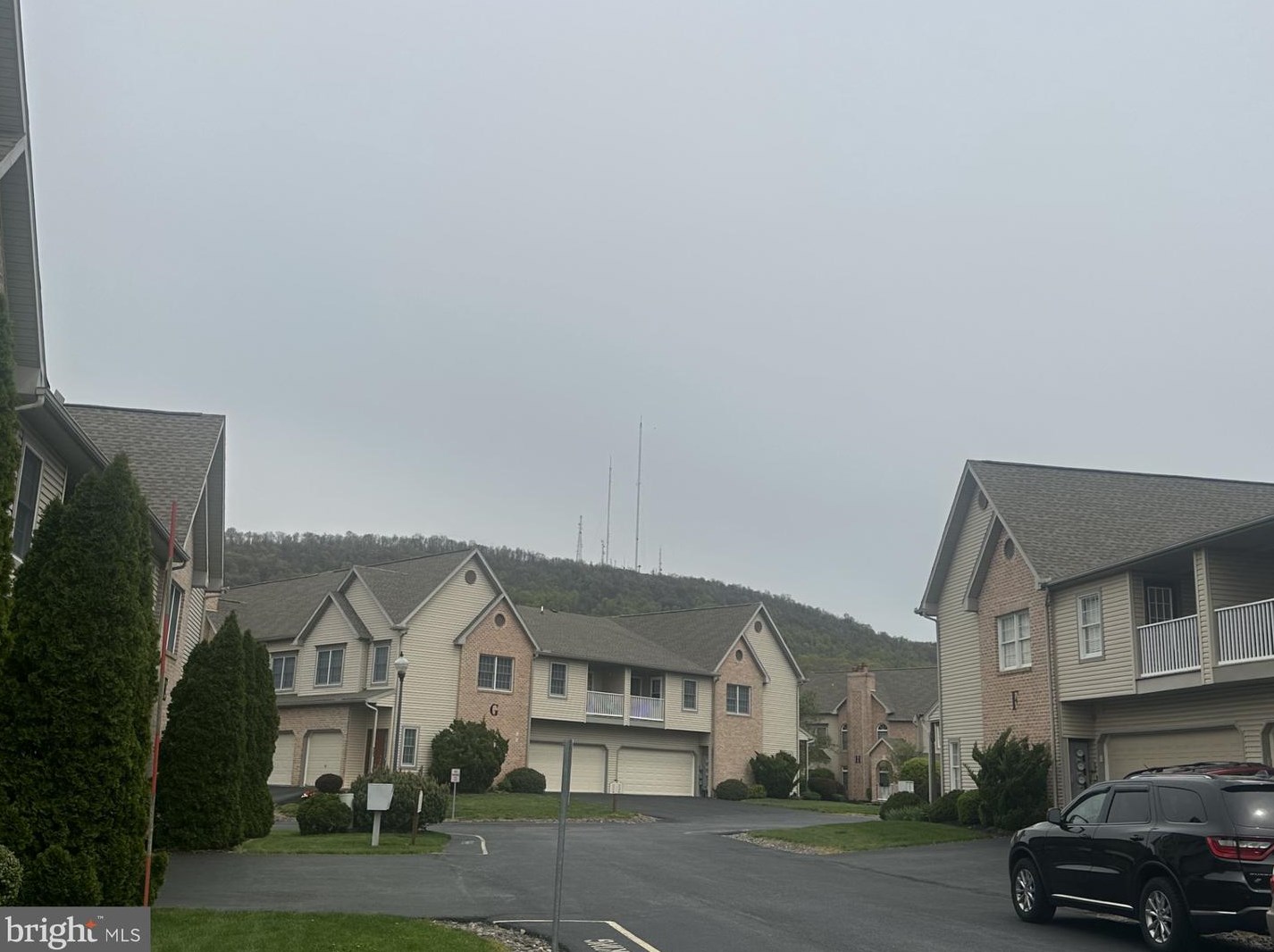 4537 Deer Path Rd, Harrisburg, PA 17110
