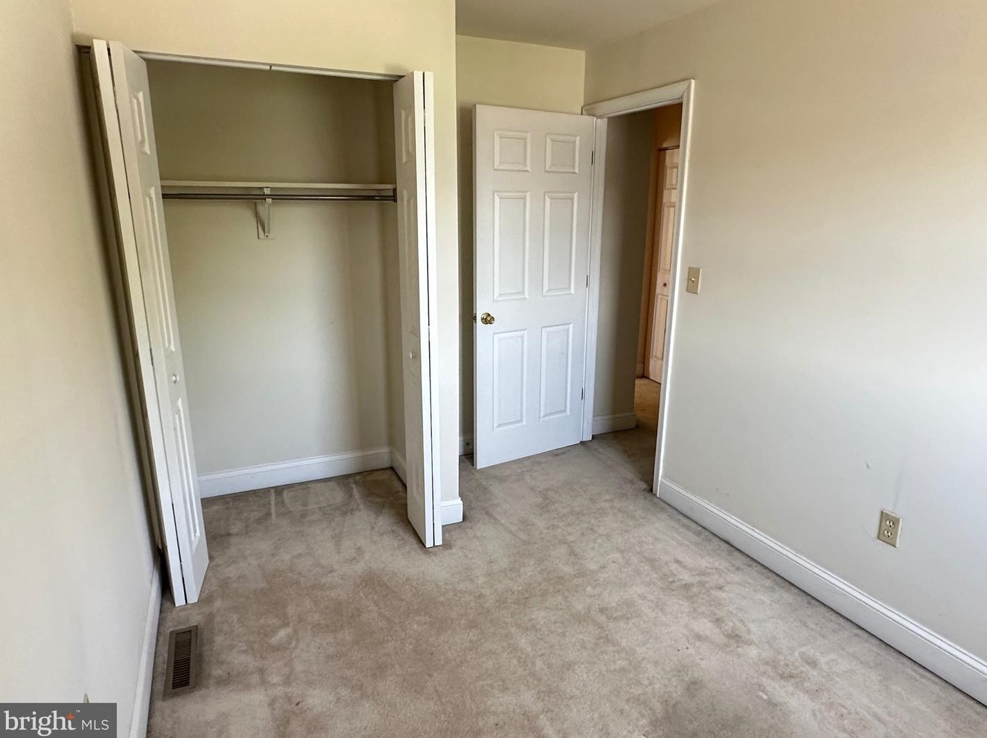 315 Maclay St, Harrisburg PA 17110-1800 exterior