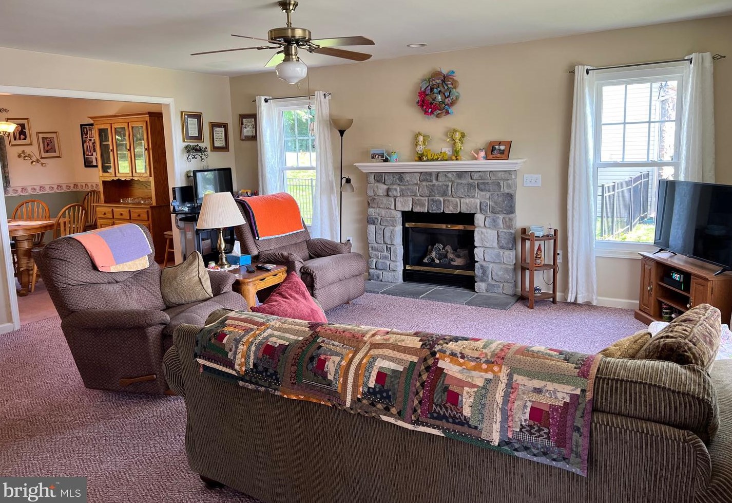 5836 Simsbury Dr, Harrisburg, PA 17111