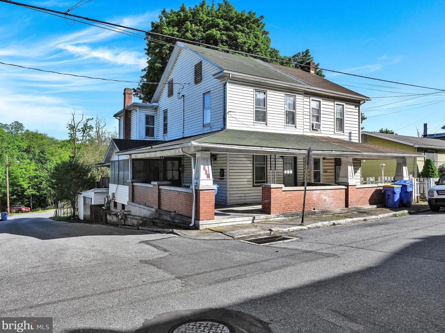 636 2nd St, Harrisburg, PA 17113