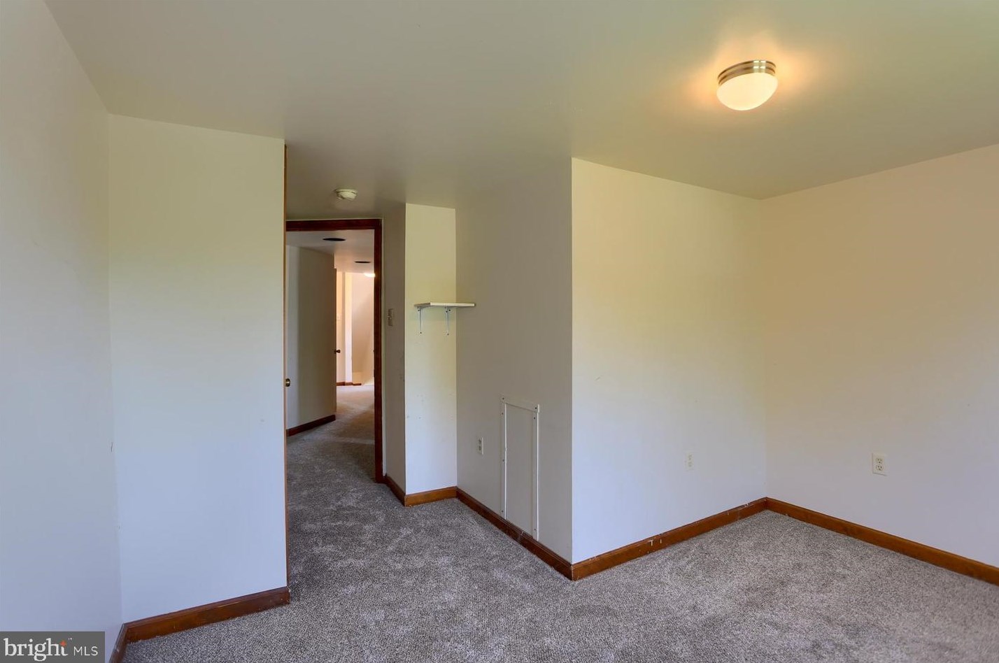 223 Locust St, Harrisburg PA  17113-2333 exterior