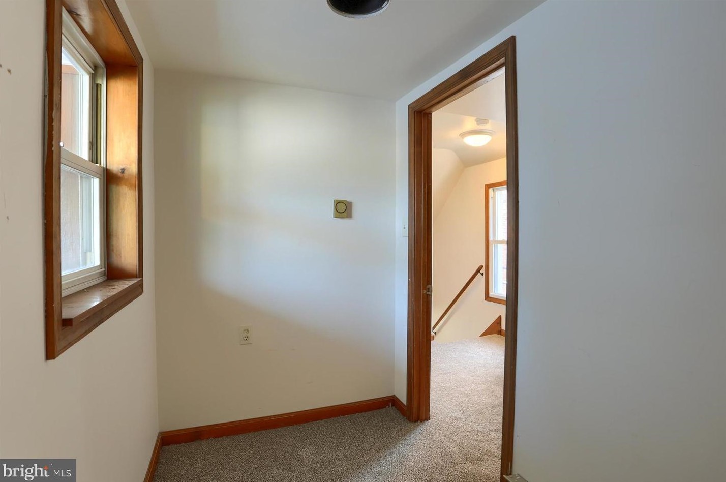 223 Locust St, Harrisburg PA  17113-2333 exterior