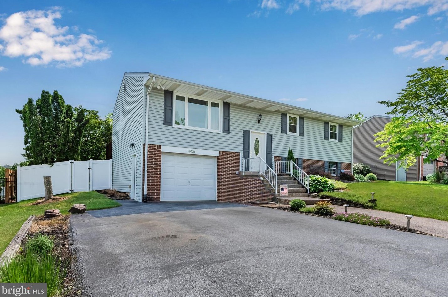 8021 Jefferson St, Hummelstown, PA 17036