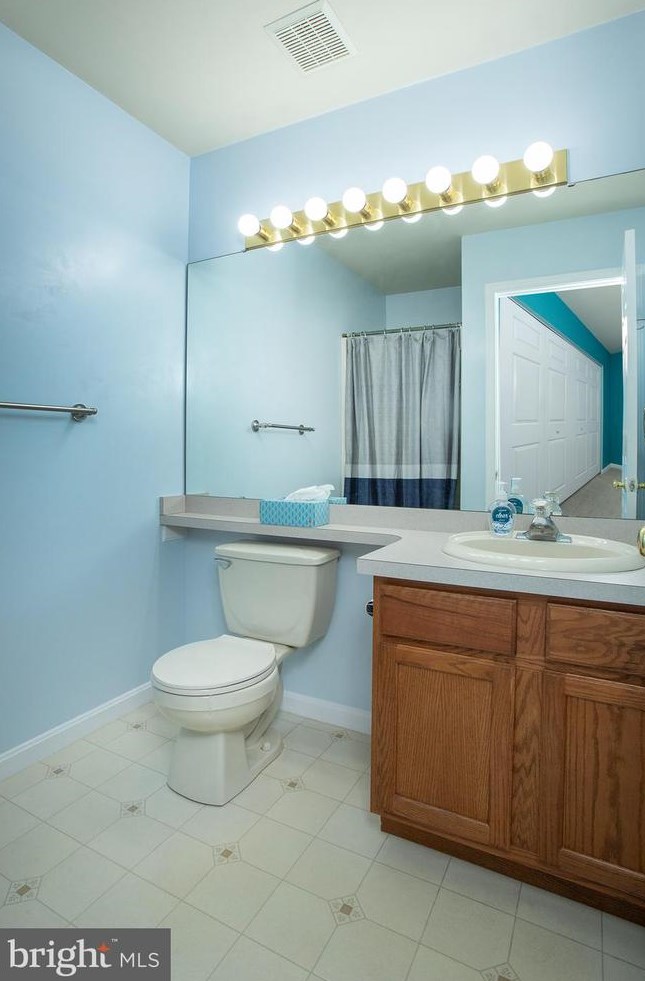 320 Woodland Vw Ct, Harrisburg PA  17110-3938 exterior