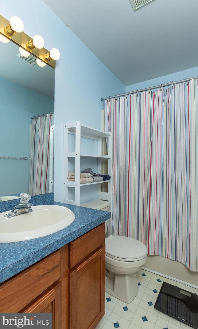 320 Woodland Vw Ct, Harrisburg PA  17110-3938 exterior