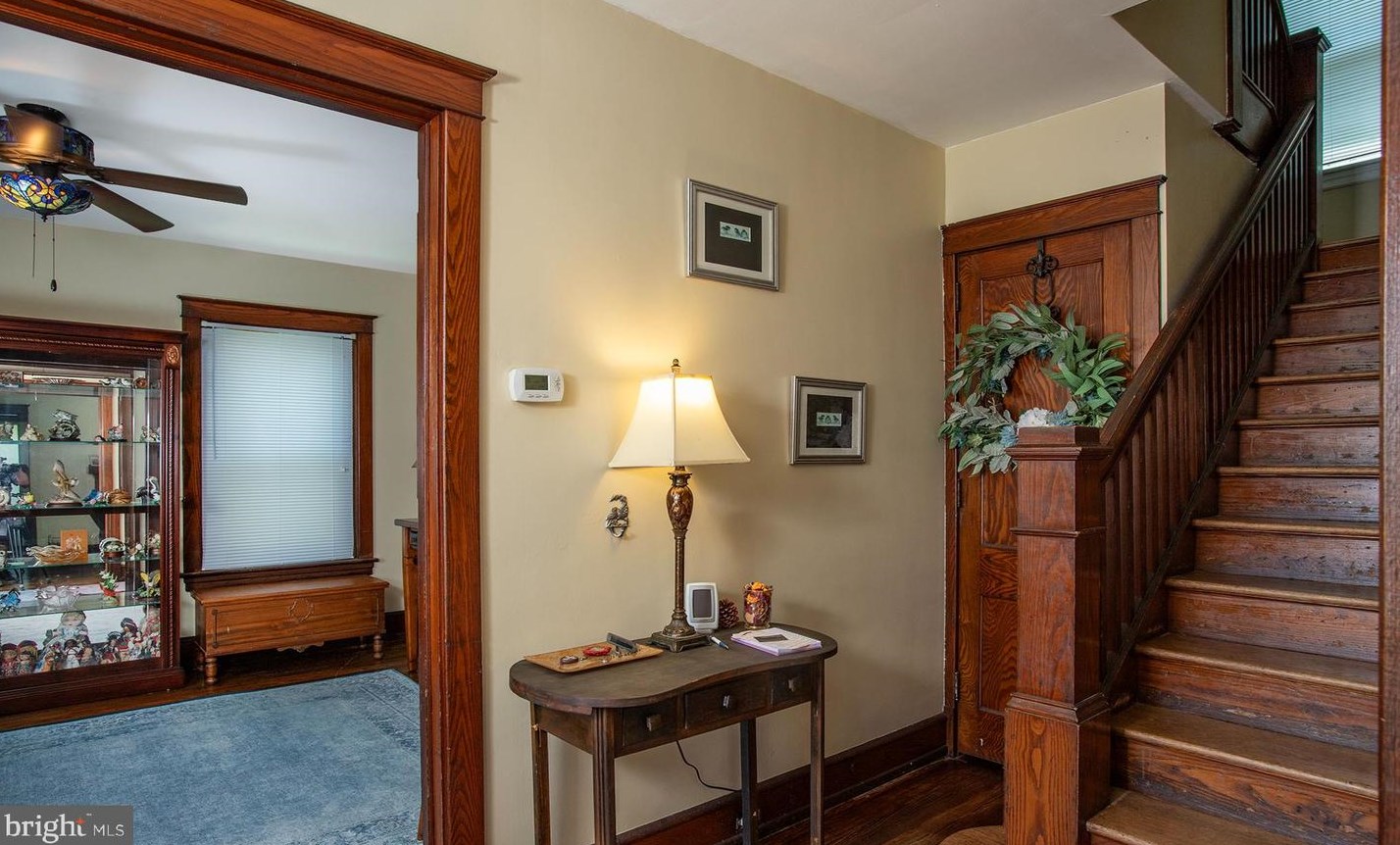 2407 Market St, Harrisburg, PA 17103-2414
