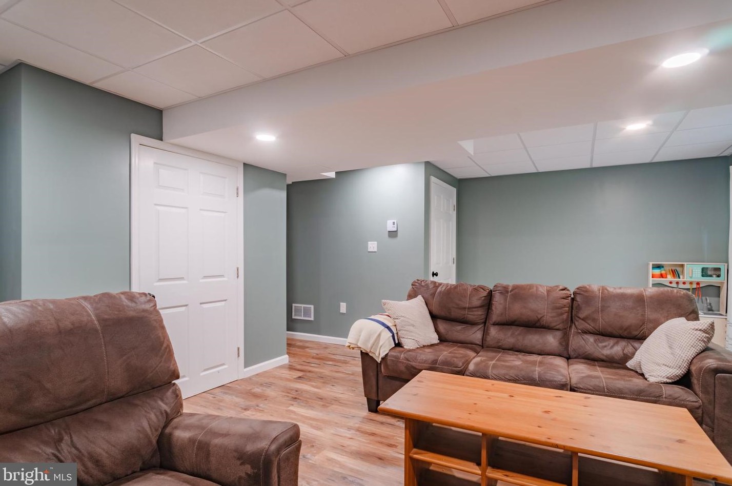 339 Buckley Dr, Harrisburg PA  17112-2729 exterior