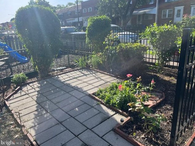 2258 Kensington St, Harrisburg PA  17104-2013 exterior