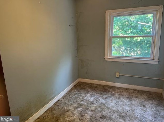 2258 Kensington St, Harrisburg PA  17104-2013 exterior