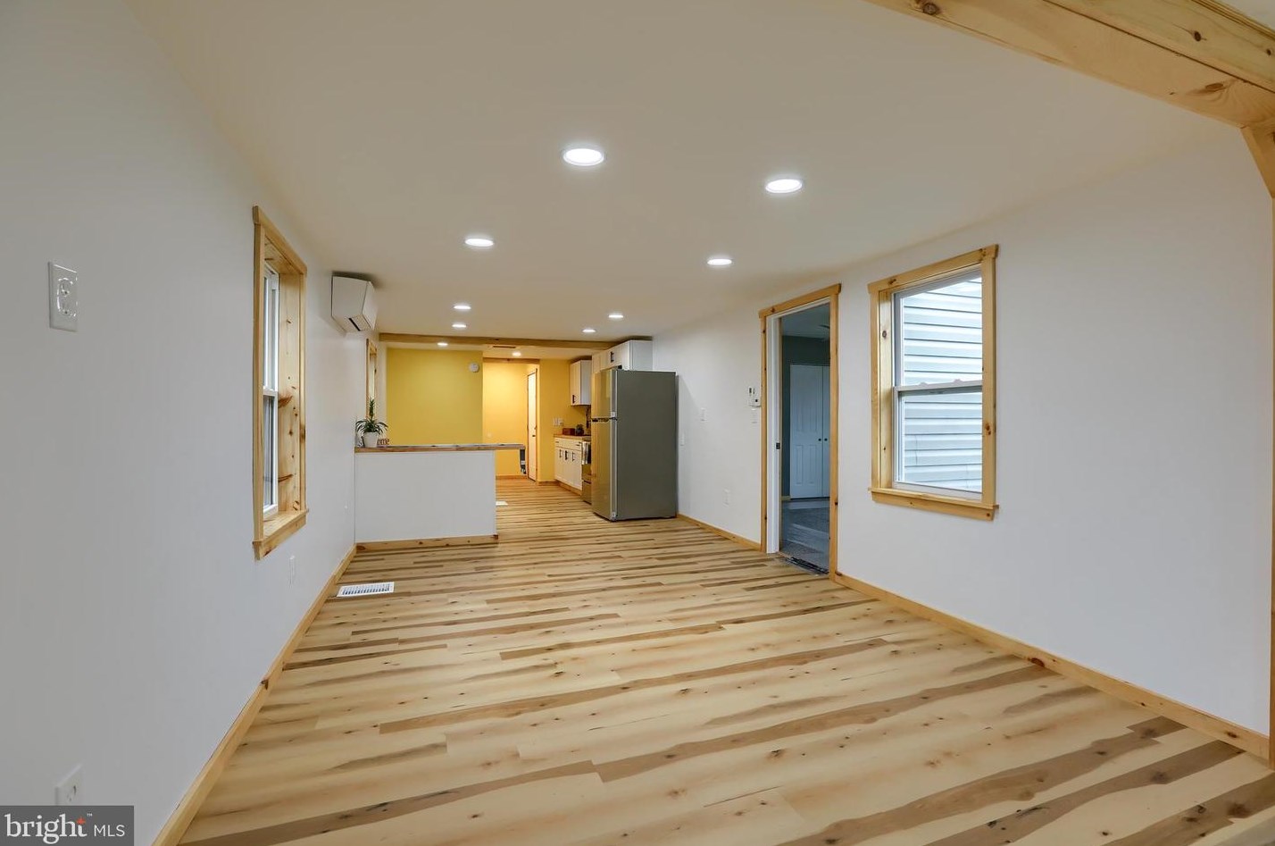 2207 Columbia Ave, Harrisburg, PA 17109-6049